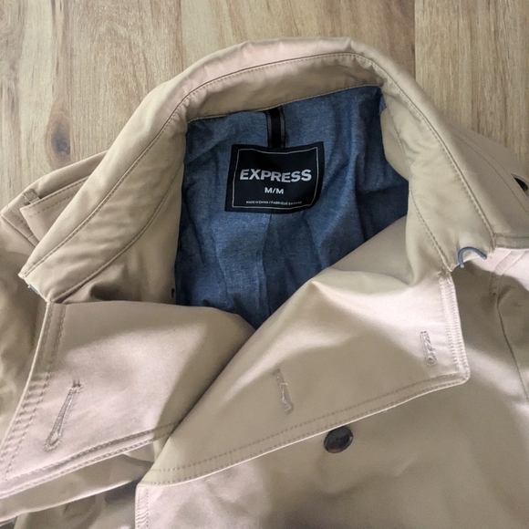 Express trenchcoat (M) - Picture 2 of 4